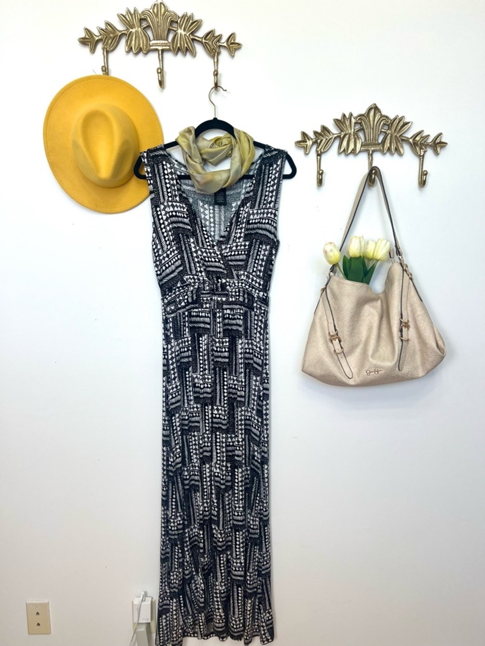 Design History Black and White Printed Sleeveless Maxi Dress
